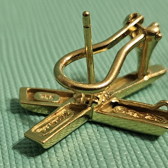 🥰SALE! Tiffany & Co Paloma Picasso 18k yg Signature X Omega Back Earrings - Picture 6 of 12